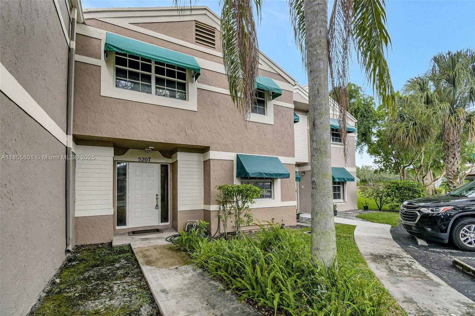 Small Image of 5207 SOUTH WEST 122ND TER, Cooper City Number 16