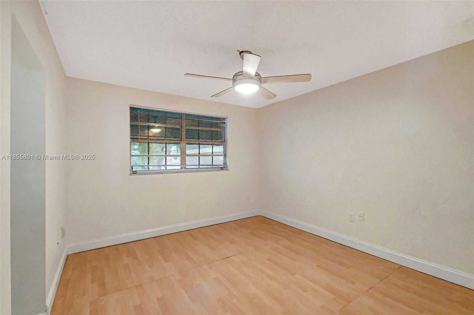 Small Image of 5207 SOUTH WEST 122ND TER, Cooper City Number 37