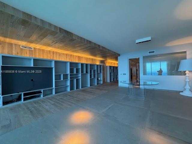Small Image of 2711 SOUTH OCEAN DR #3404, Hollywood Number 16