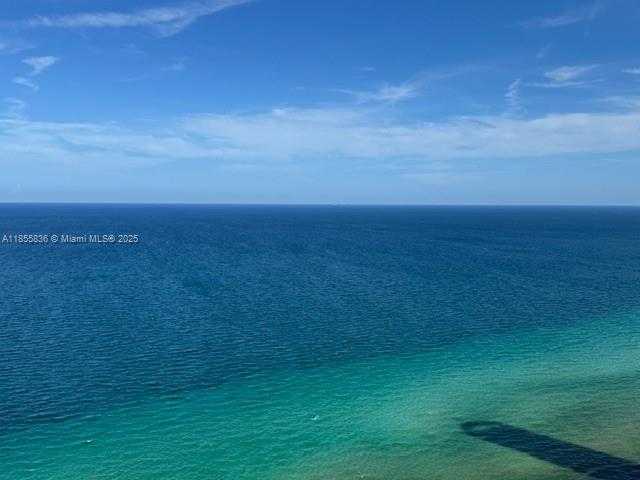Small Image of 2711 SOUTH OCEAN DR #3404, Hollywood Number 9