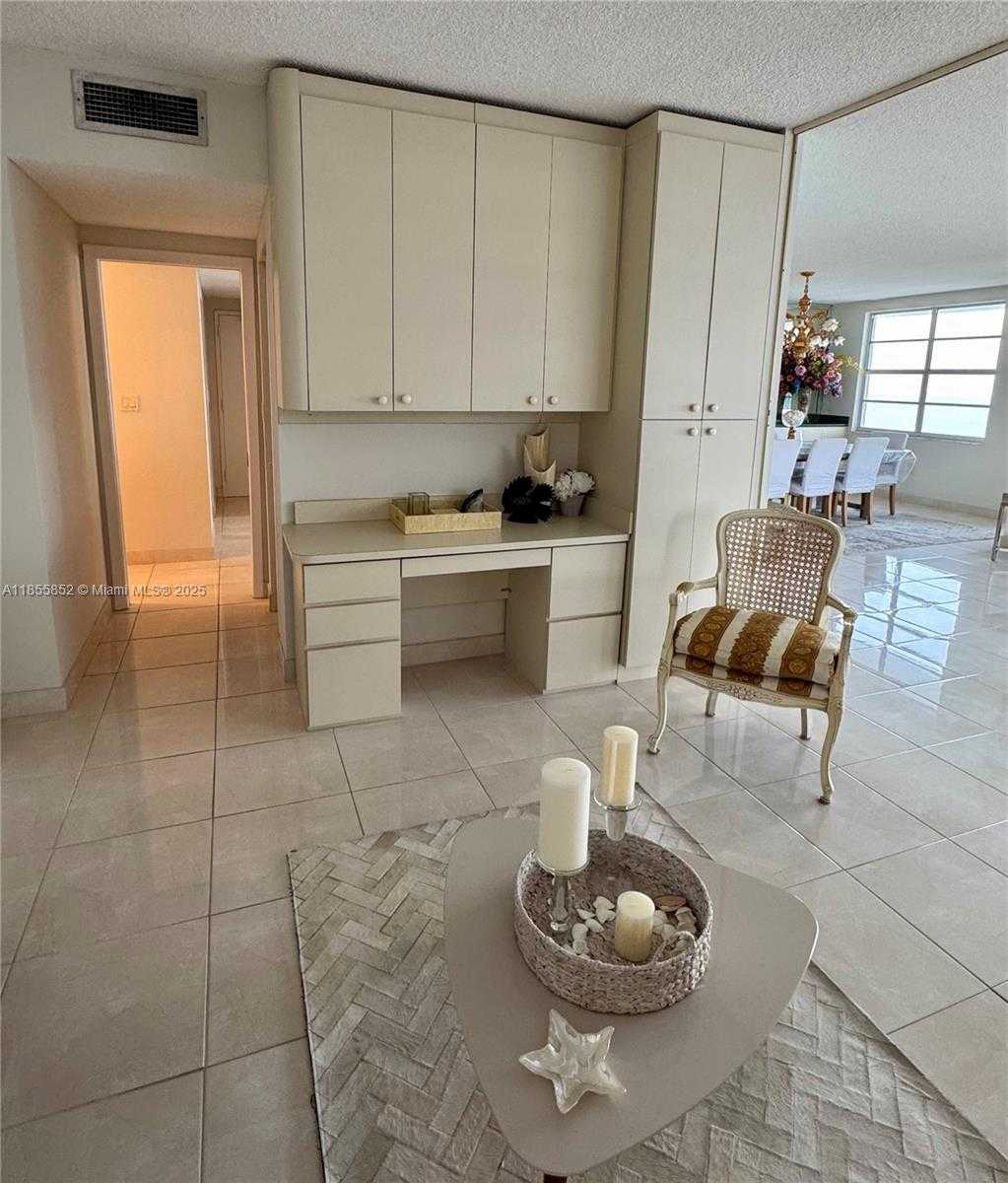 Small Image of 1980 SOUTH OCEAN DR #22E, Hallandale Beach Number 12