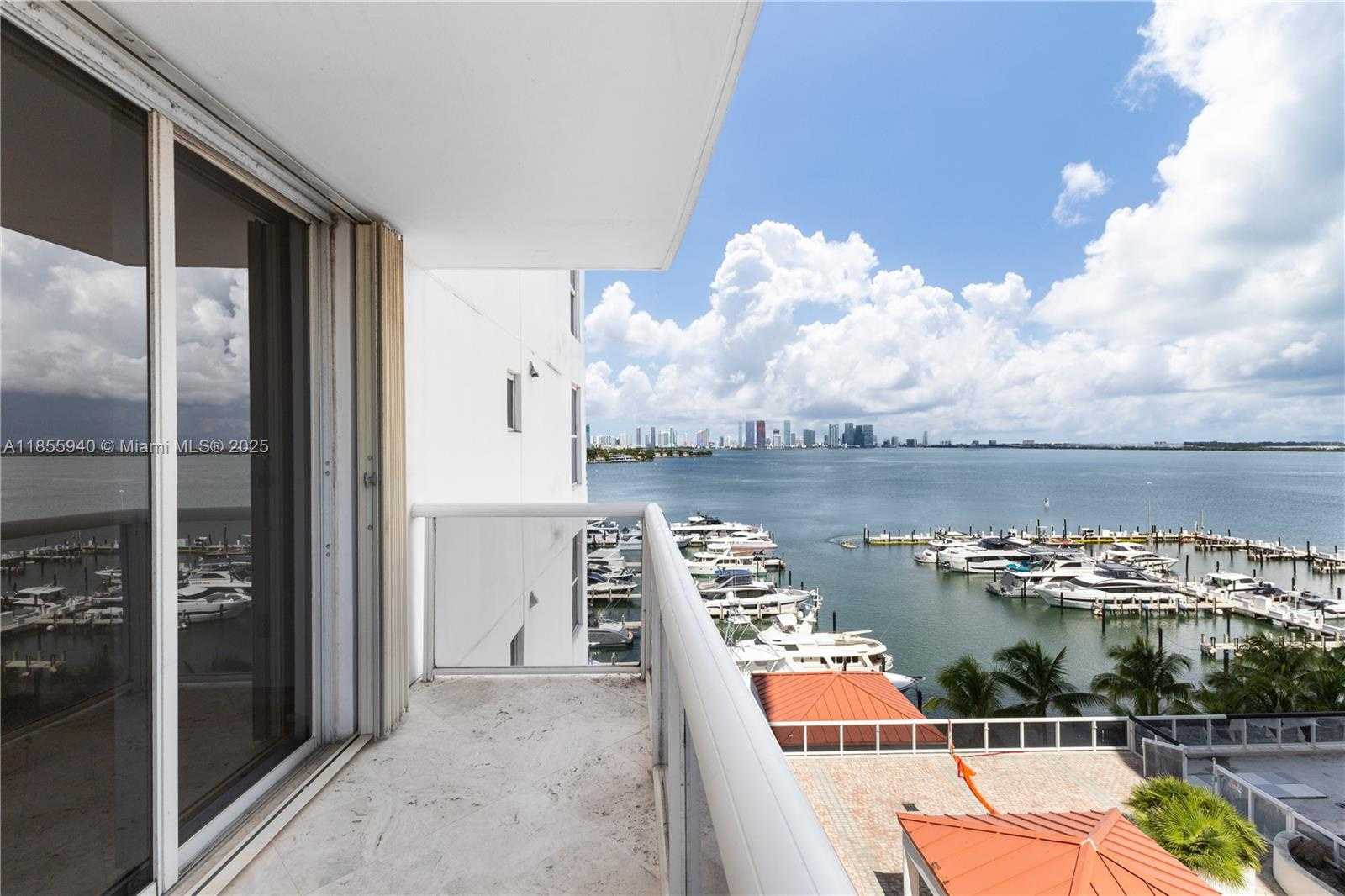 Small Image of 1800 SUNSET HARBOUR DR #1012, Miami Beach Number 25