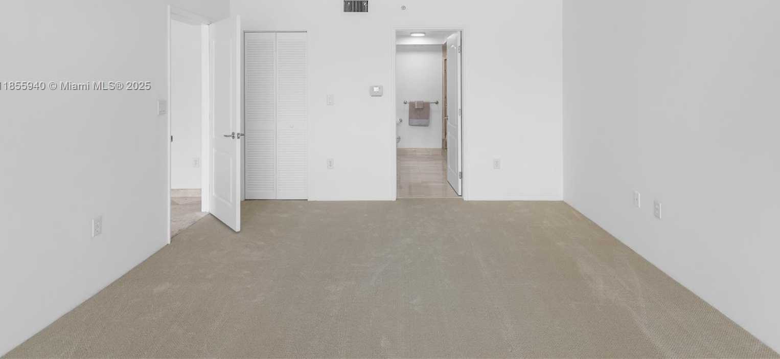 Small Image of 1800 SUNSET HARBOUR DR #1012, Miami Beach Number 27