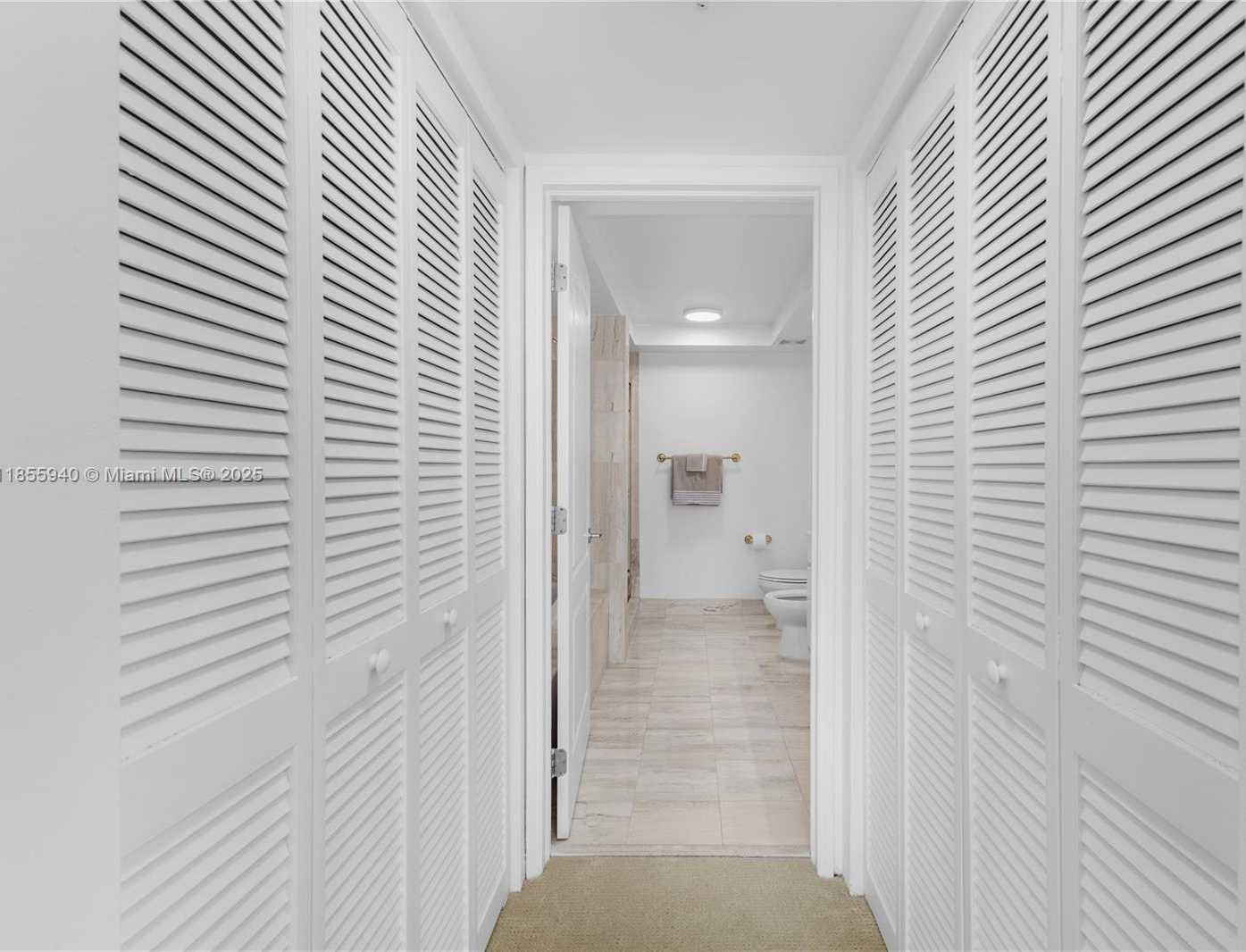 Small Image of 1800 SUNSET HARBOUR DR #1012, Miami Beach Number 32