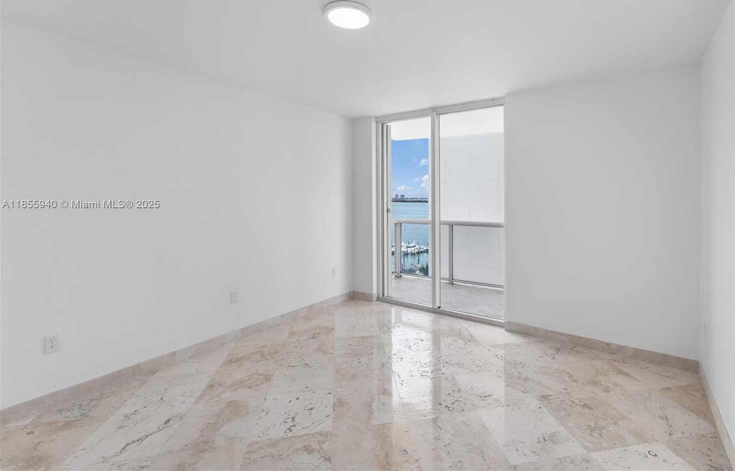Small Image of 1800 SUNSET HARBOUR DR #1012, Miami Beach Number 36
