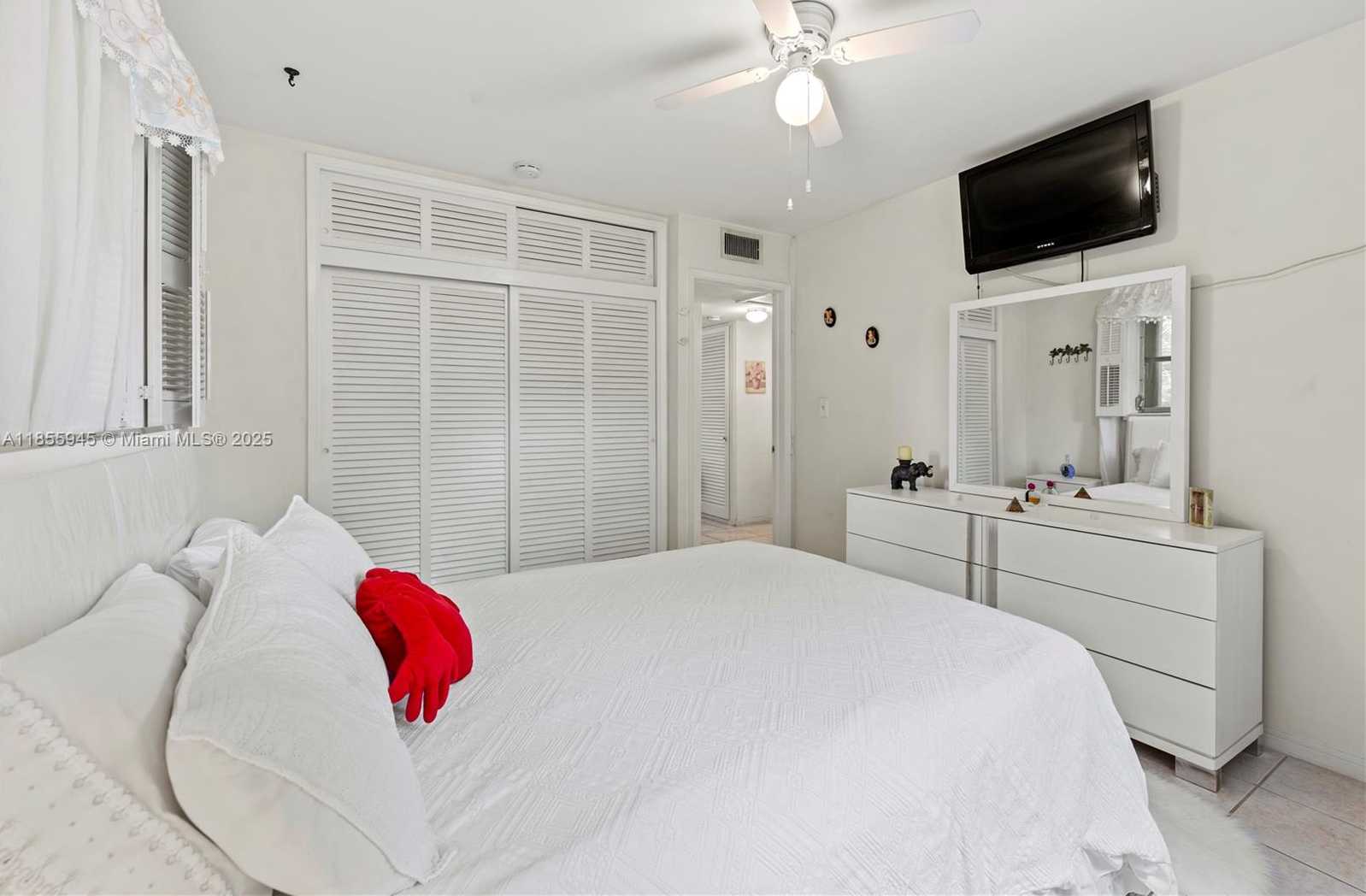 Small Image of 2320 JACKSON ST #6, Hollywood Number 12