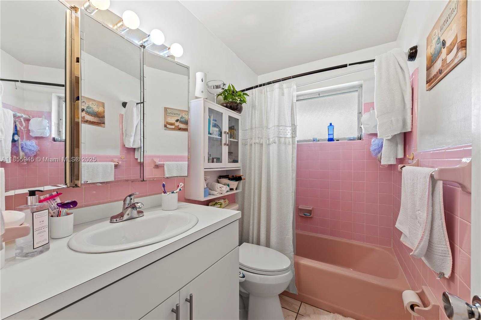 Small Image of 2320 JACKSON ST #6, Hollywood Number 8