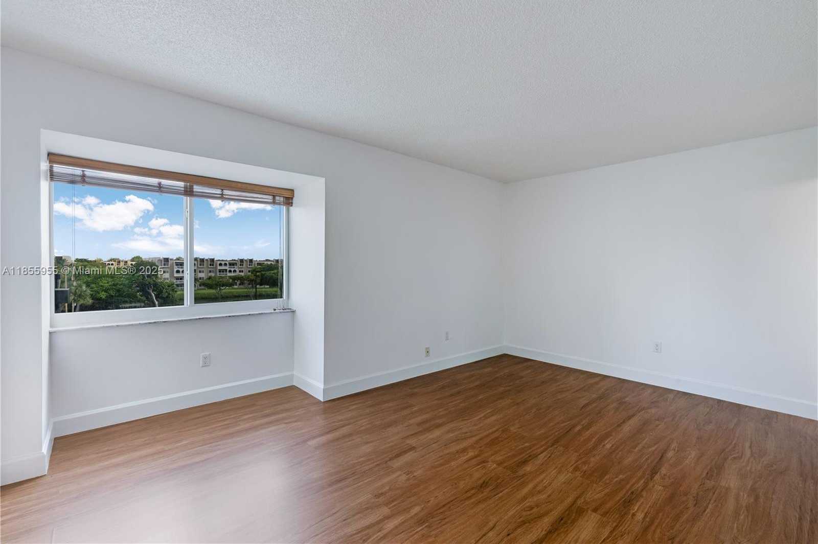 Small Image of 7765 SOUTH WEST 86TH ST #F2-405, Miami Number 8