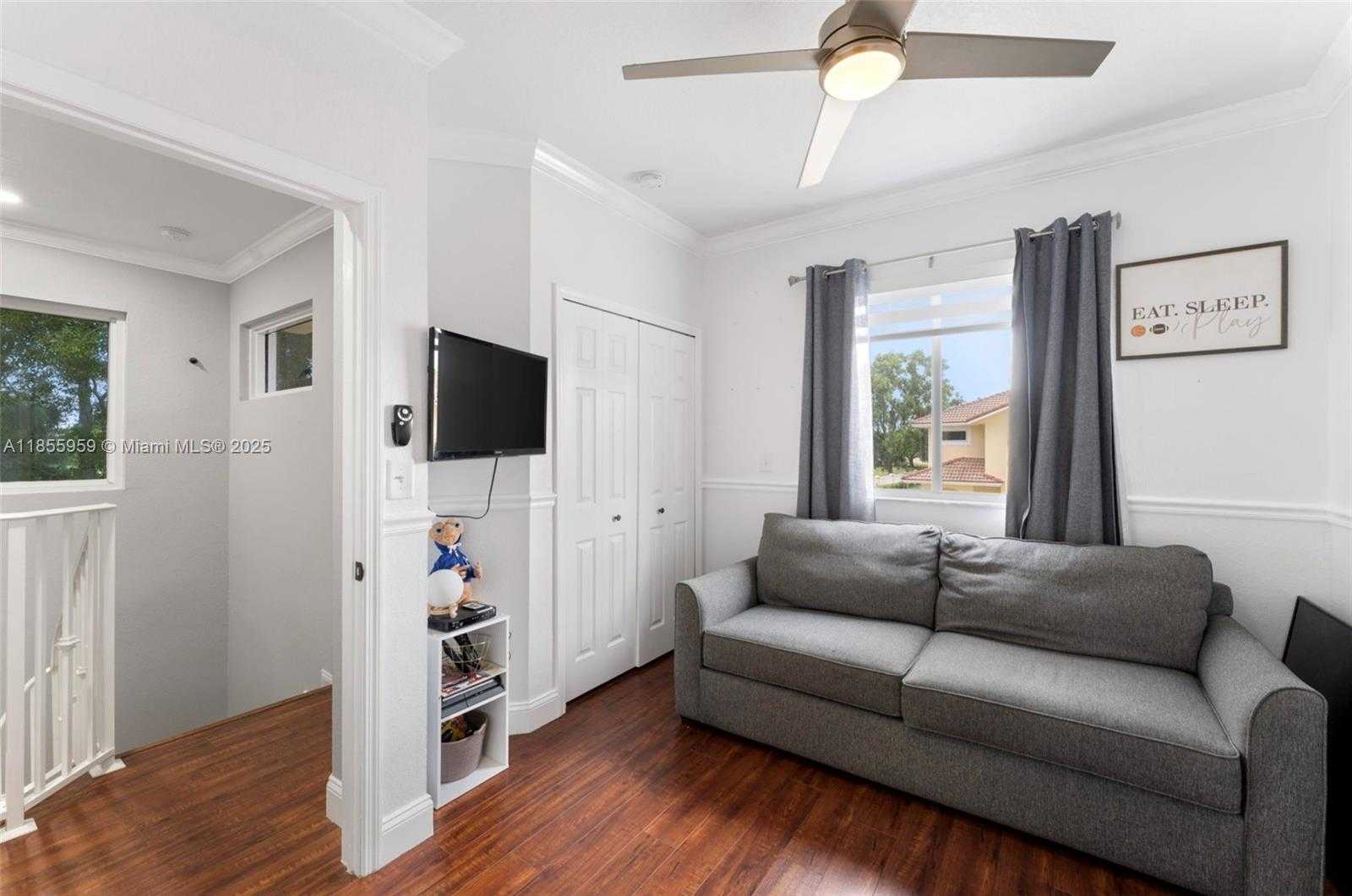 Small Image of 7423 NORTH WEST 182ND ST, Hialeah Number 19