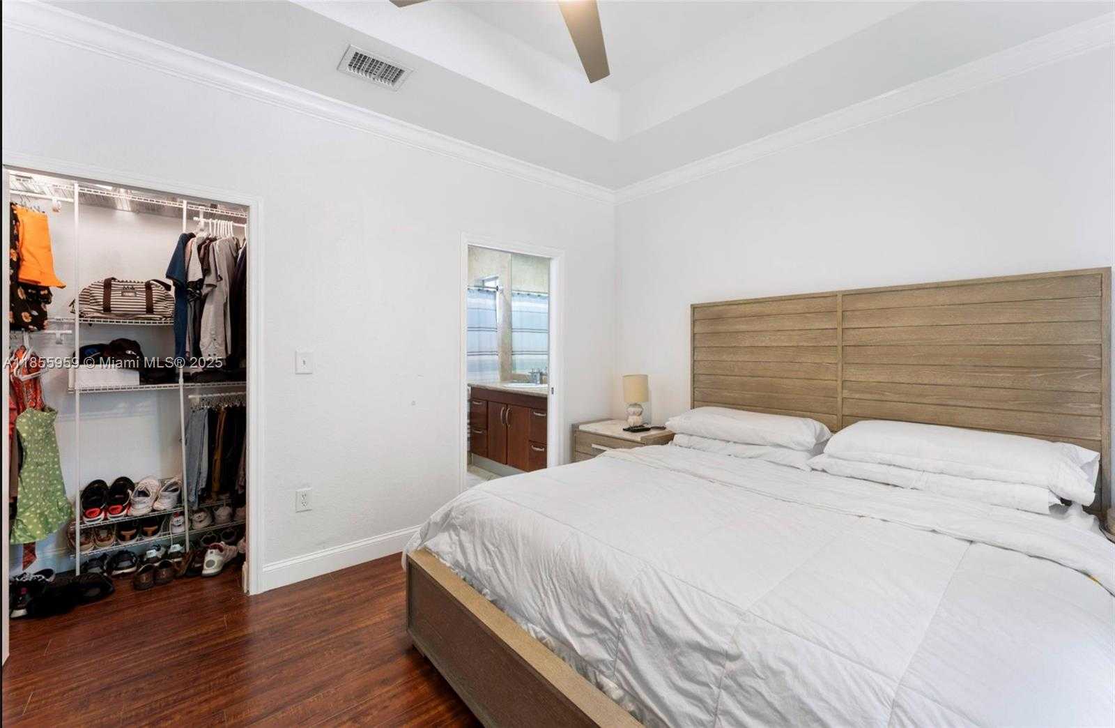 Small Image of 7423 NORTH WEST 182ND ST, Hialeah Number 21