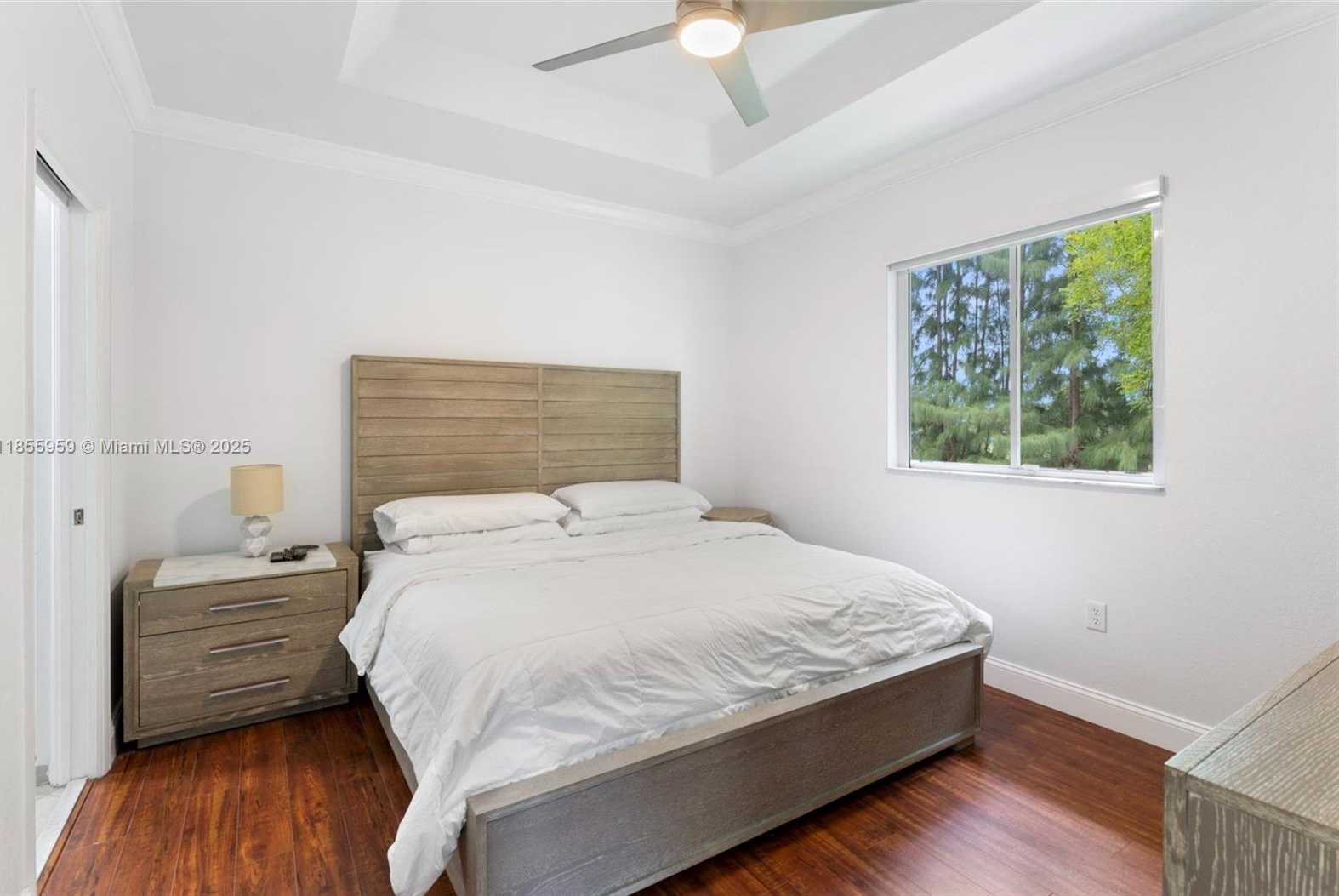 Small Image of 7423 NORTH WEST 182ND ST, Hialeah Number 22