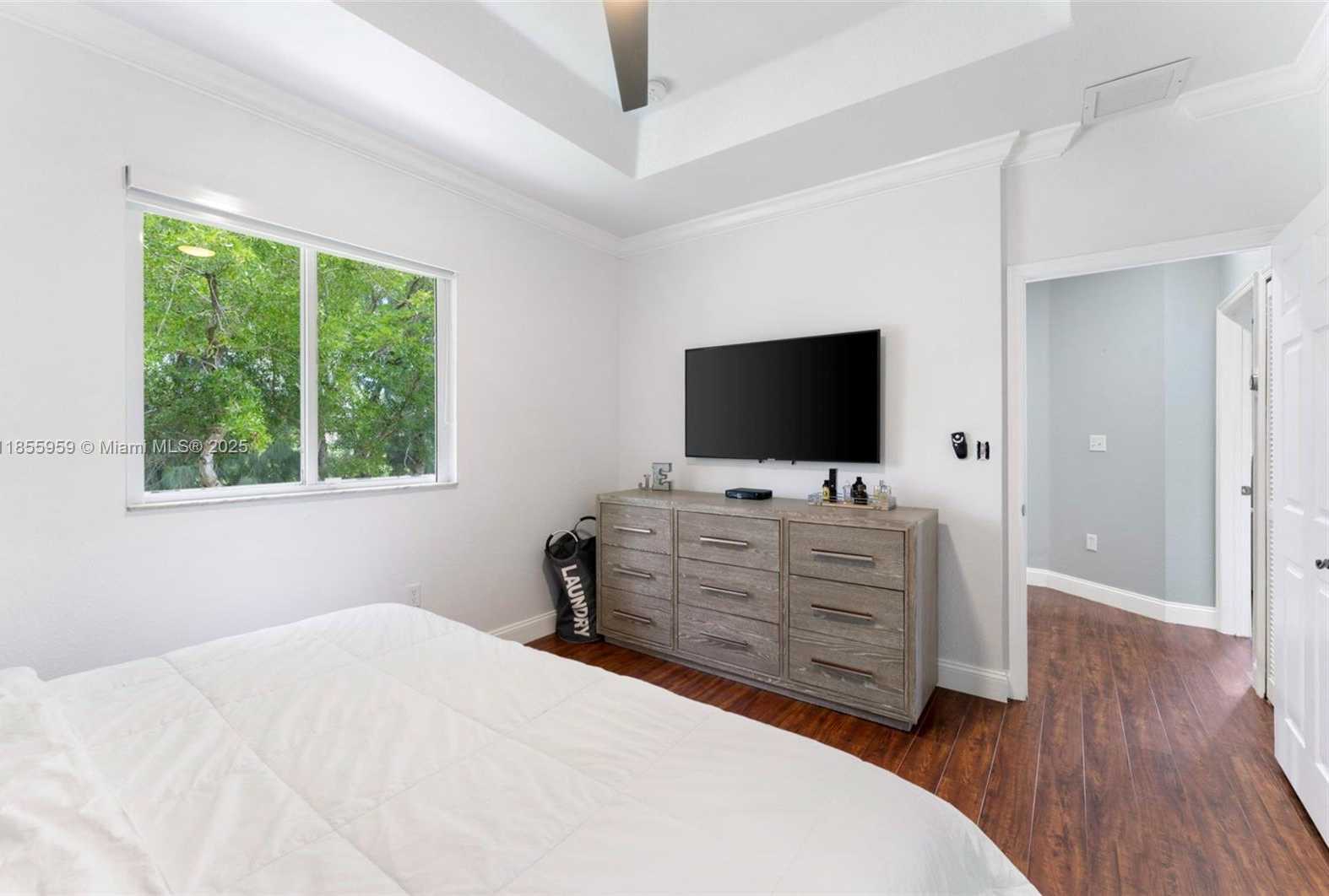 Small Image of 7423 NORTH WEST 182ND ST, Hialeah Number 24