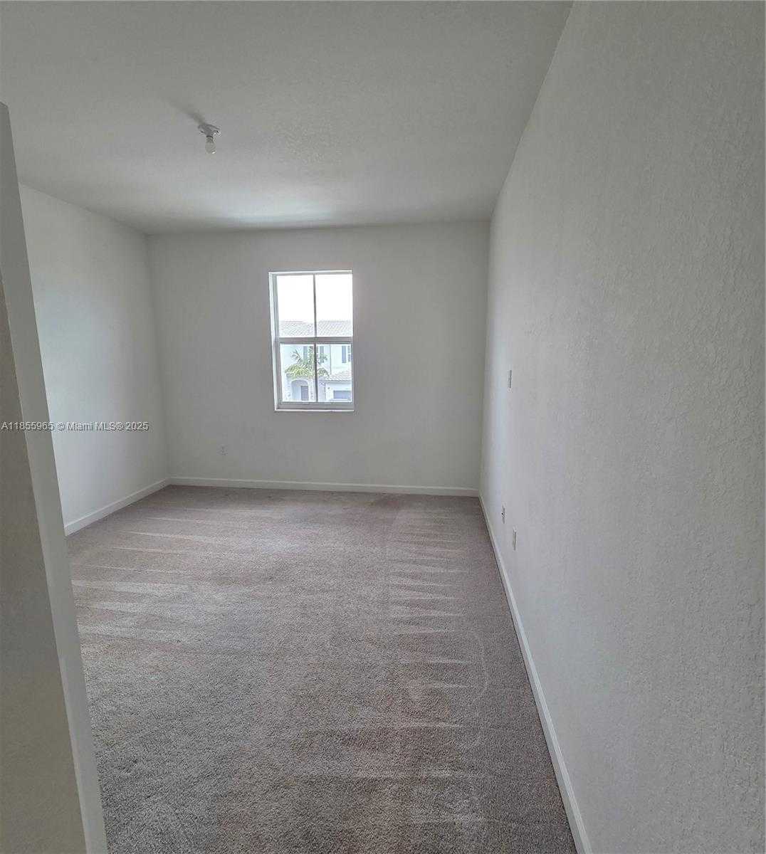 Small Image of 11920 NORTH WEST 47TH MNR, Coral Springs Number 15