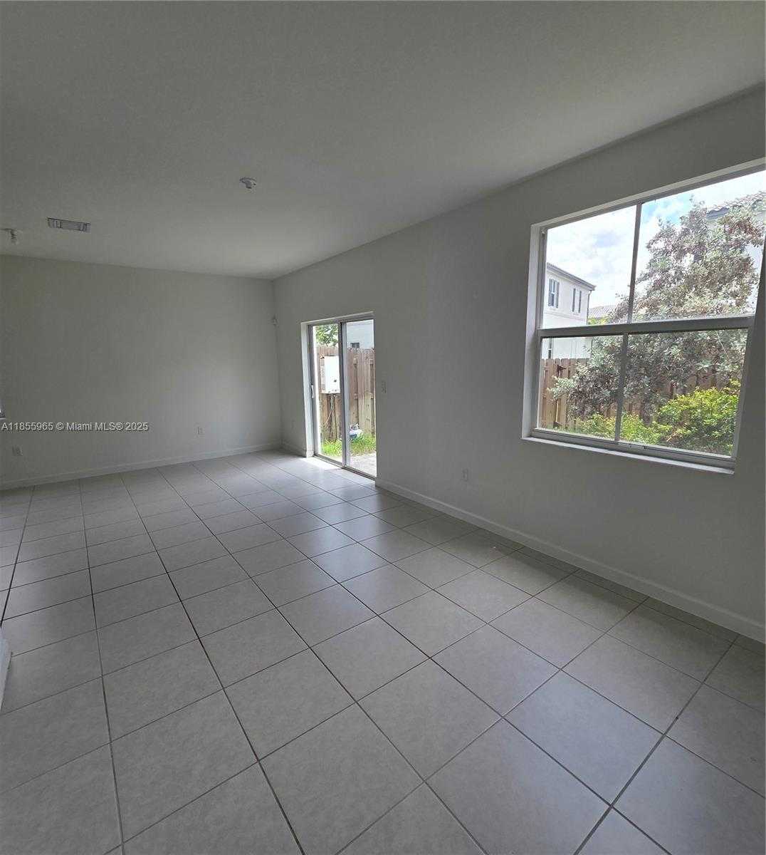 Small Image of 11920 NORTH WEST 47TH MNR, Coral Springs Number 20