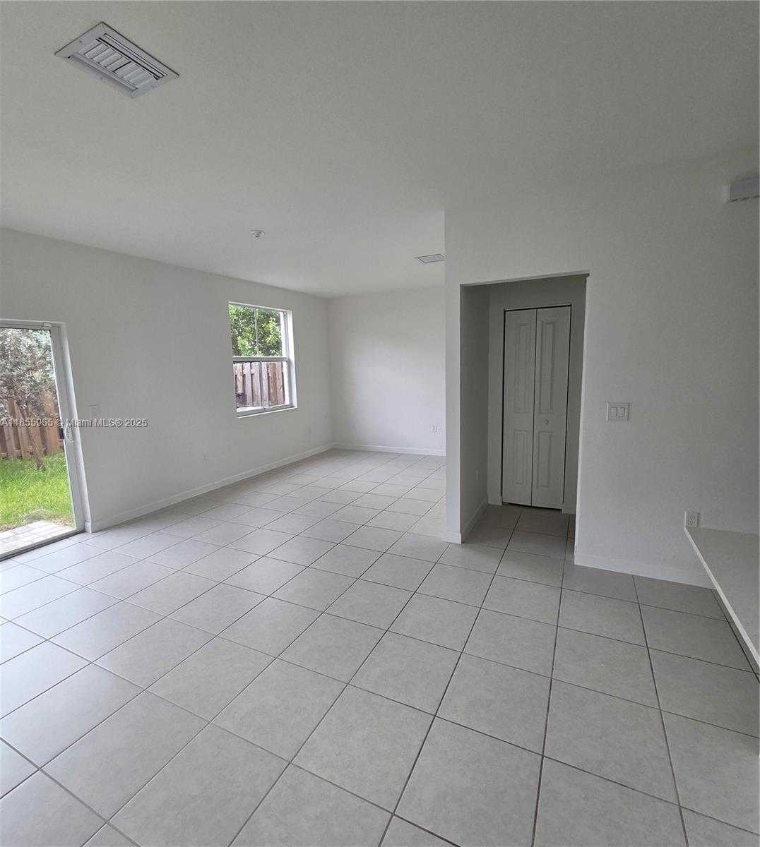 Small Image of 11920 NORTH WEST 47TH MNR, Coral Springs Number 7