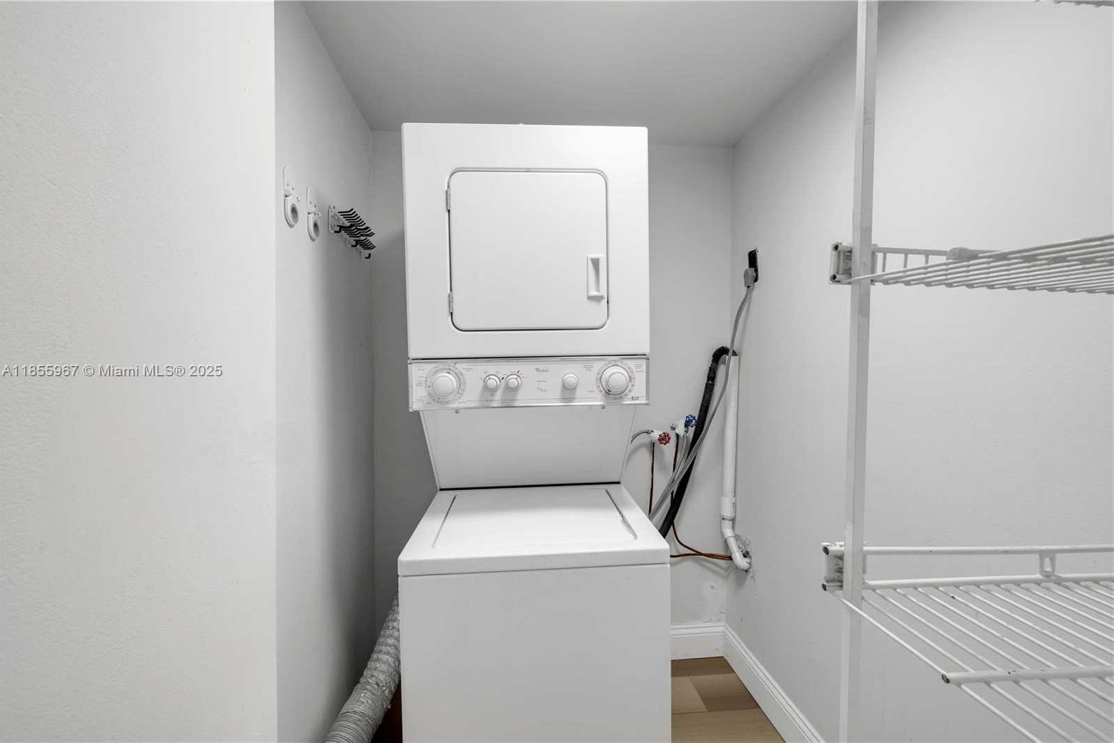 Small Image of 18151 NE 31st Ct, Aventura, FL 33160, USA Number 14