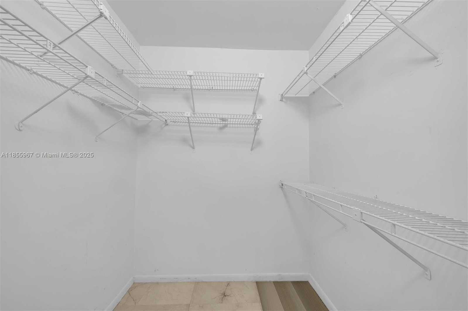 Small Image of 18151 NE 31st Ct, Aventura, FL 33160, USA Number 22