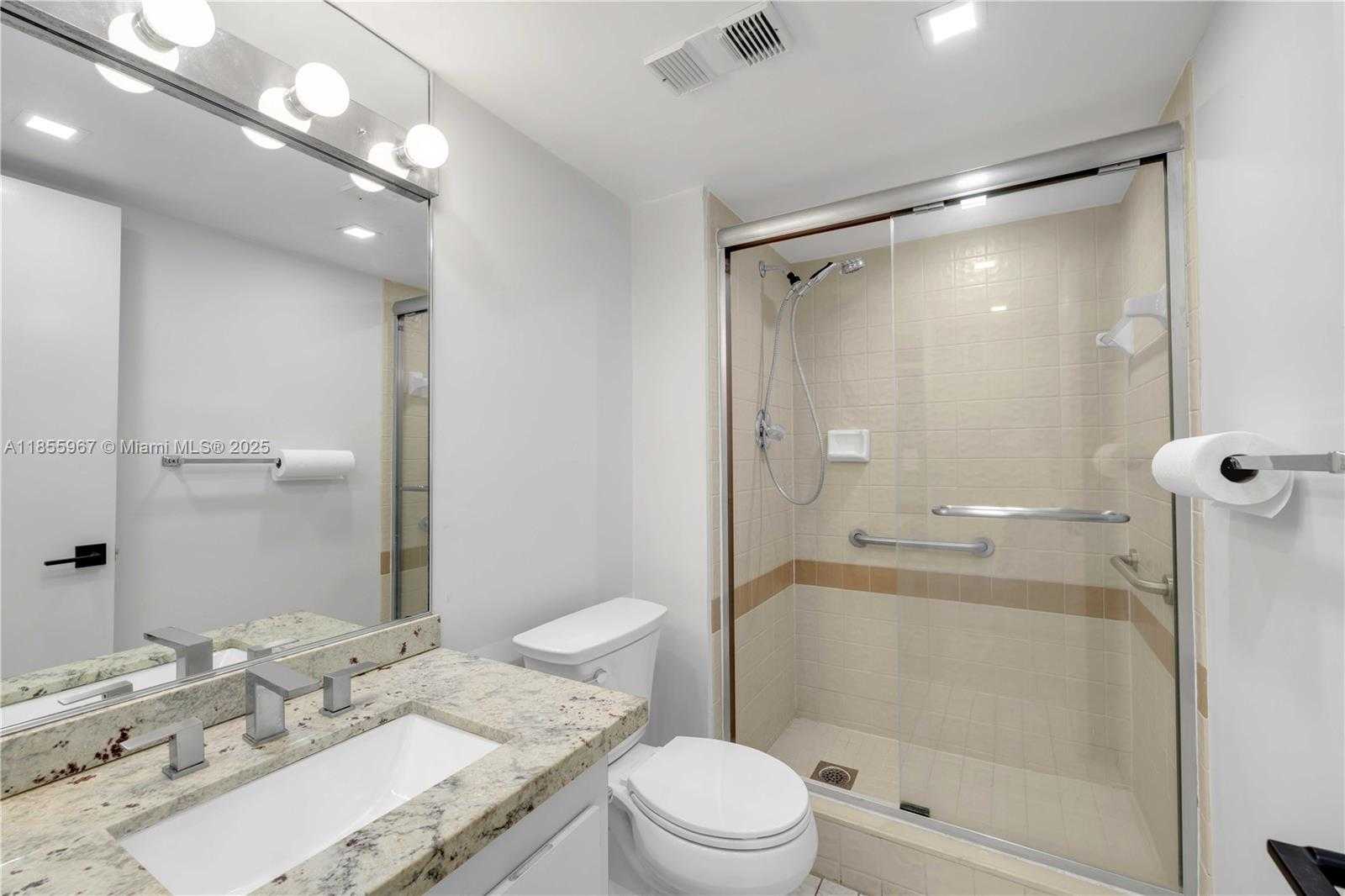 Small Image of 18151 NE 31st Ct, Aventura, FL 33160, USA Number 26