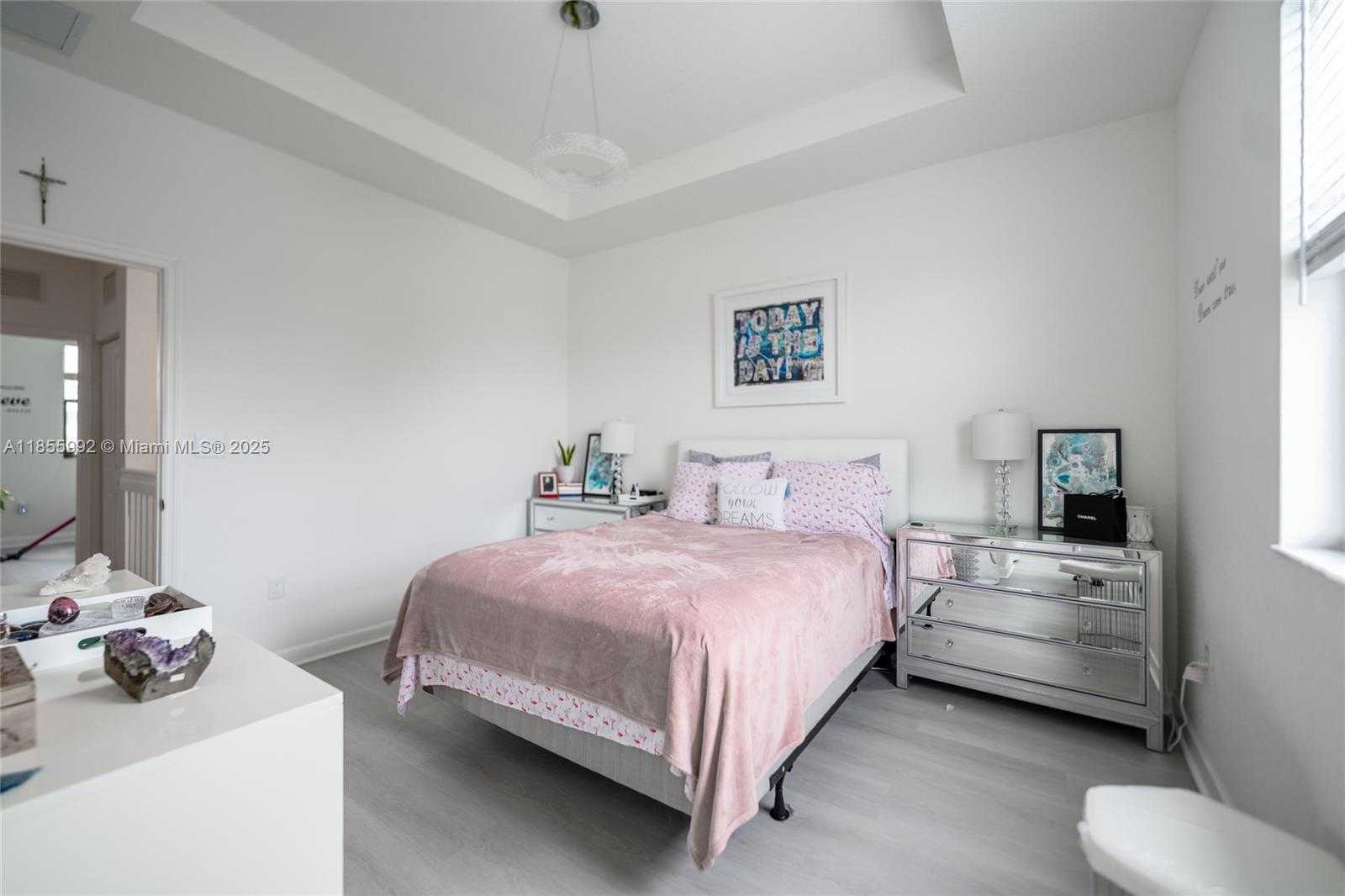 Small Image of 561 NORTH WEST 204TH ST, Miami Gardens Number 38
