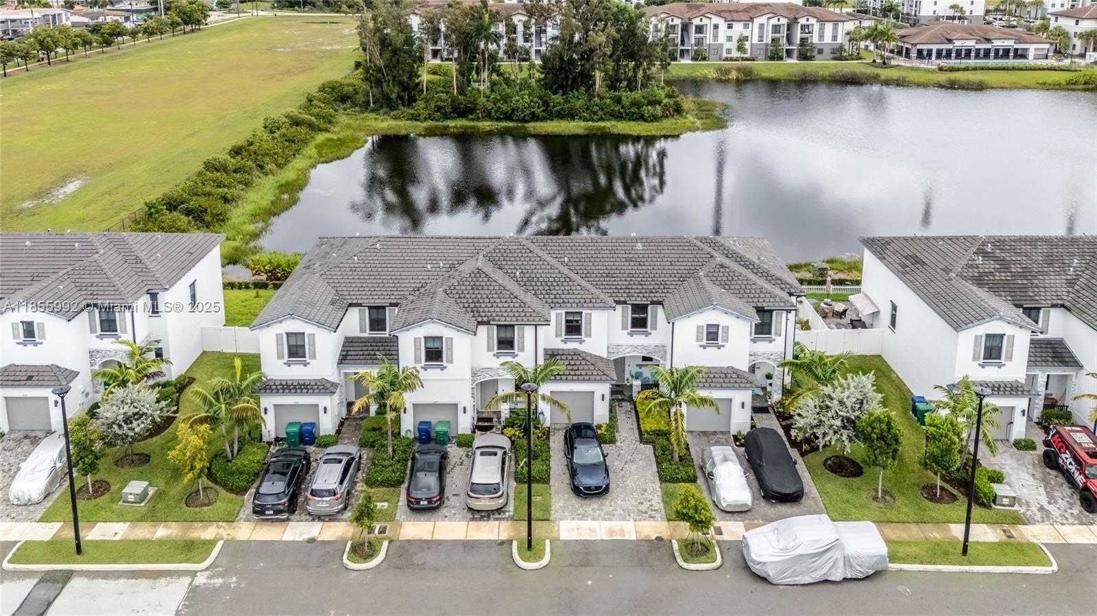 Small Image of 561 NORTH WEST 204TH ST, Miami Gardens Number 44