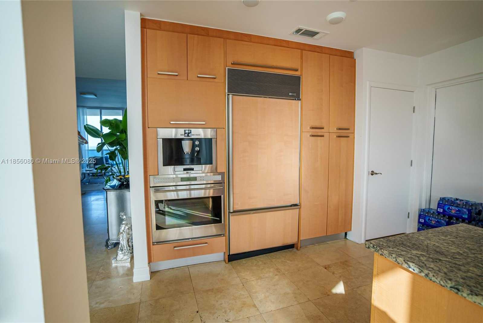 Small Image of 15901 COLLINS AVE #1104, Sunny Isles Beach Number 13