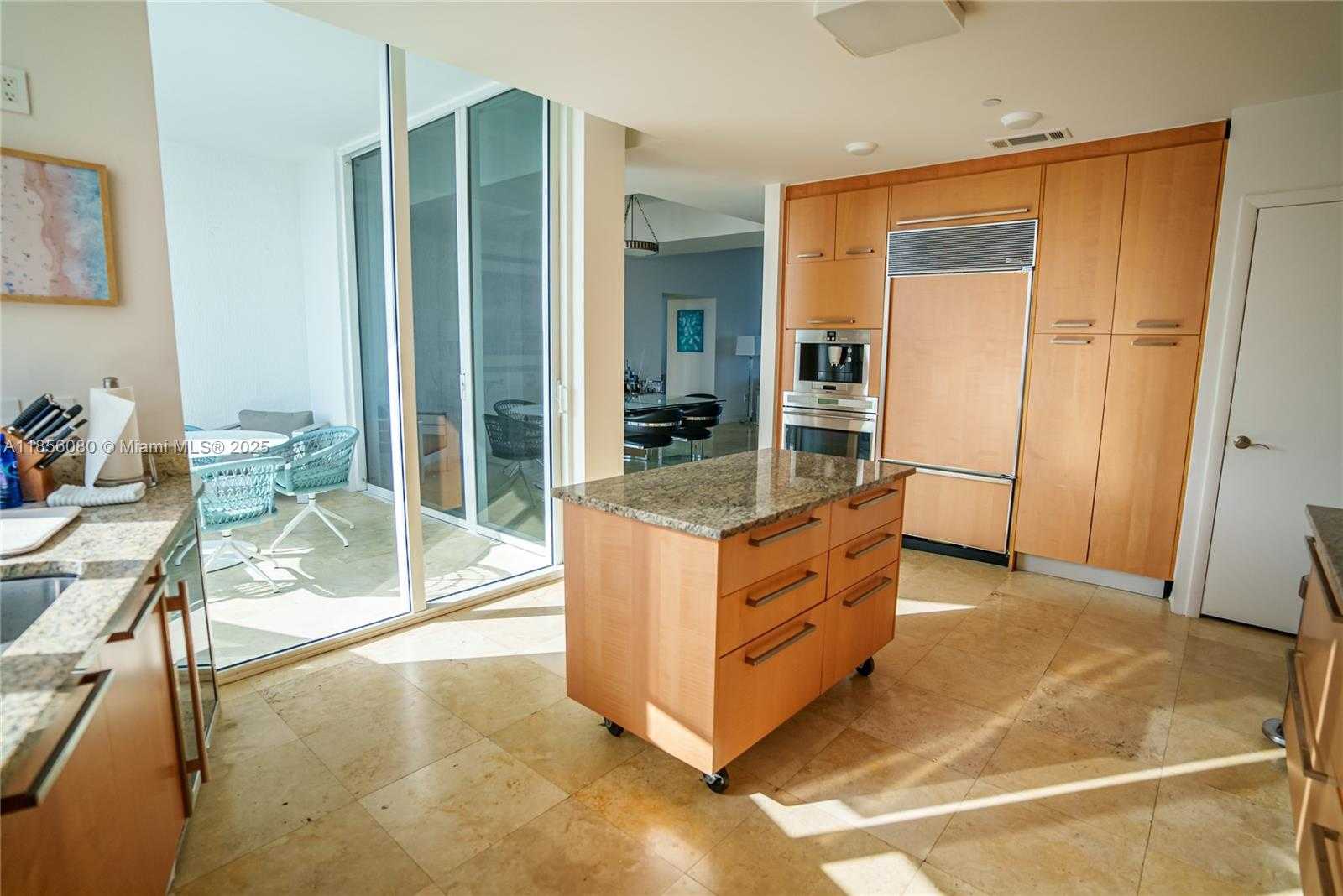 Small Image of 15901 COLLINS AVE #1104, Sunny Isles Beach Number 14