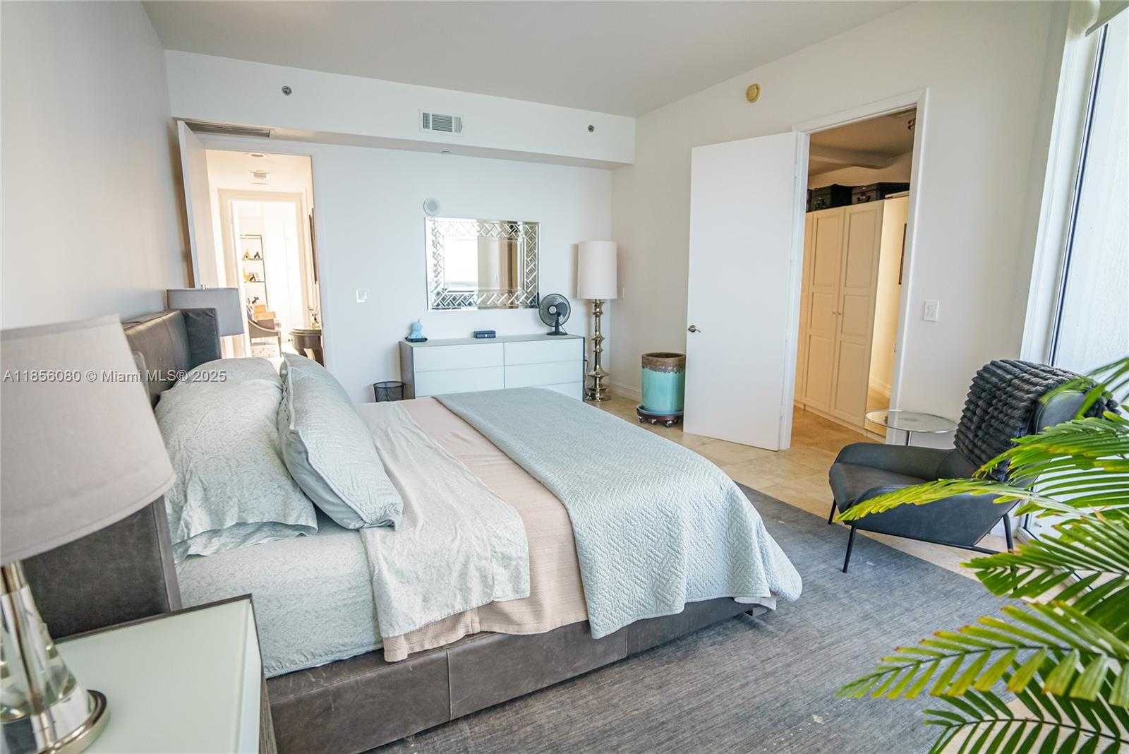 Small Image of 15901 COLLINS AVE #1104, Sunny Isles Beach Number 20