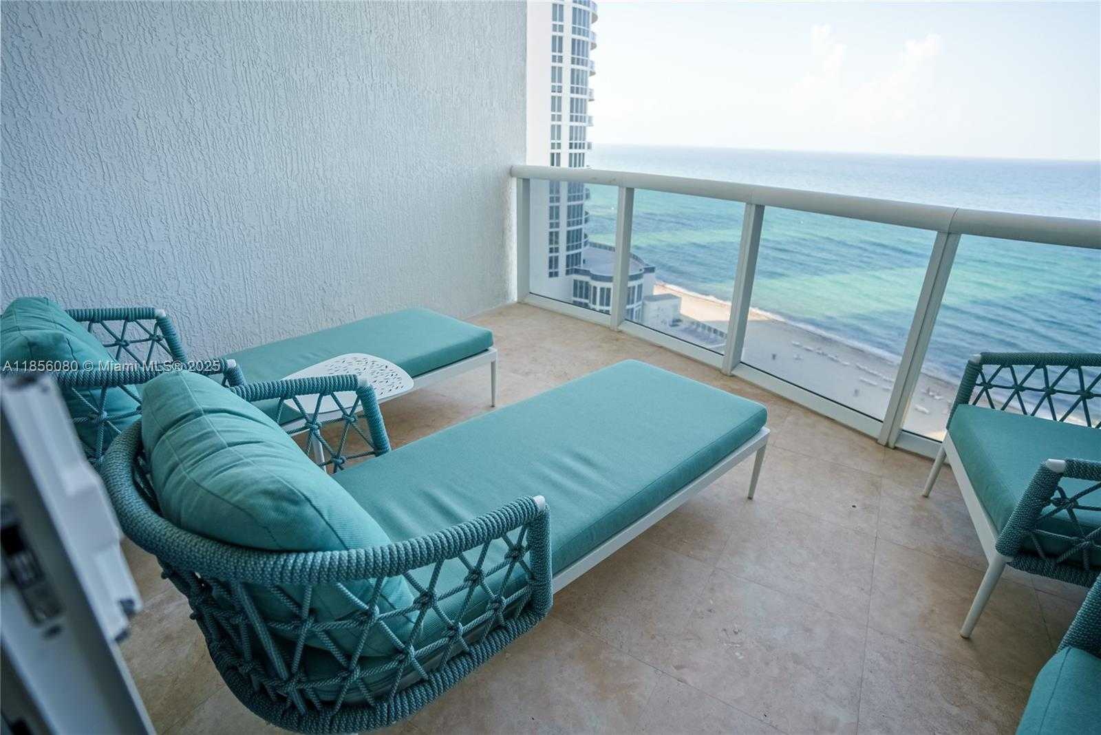 Small Image of 15901 COLLINS AVE #1104, Sunny Isles Beach Number 25