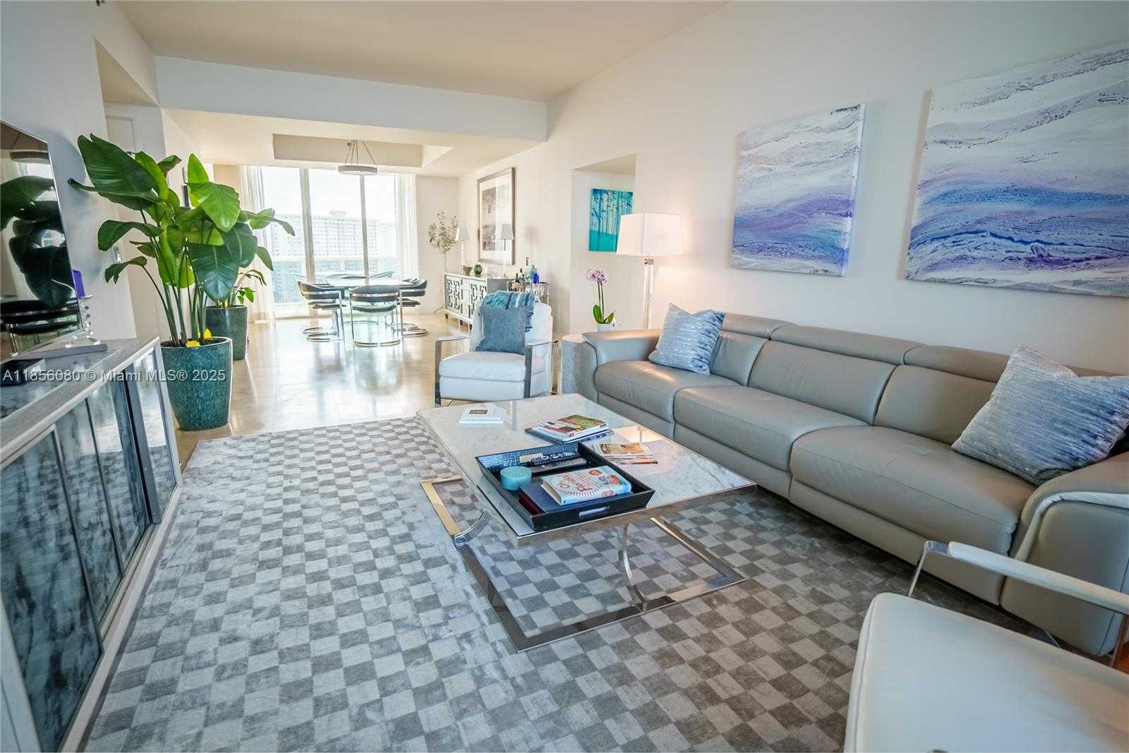 Small Image of 15901 COLLINS AVE #1104, Sunny Isles Beach Number 4