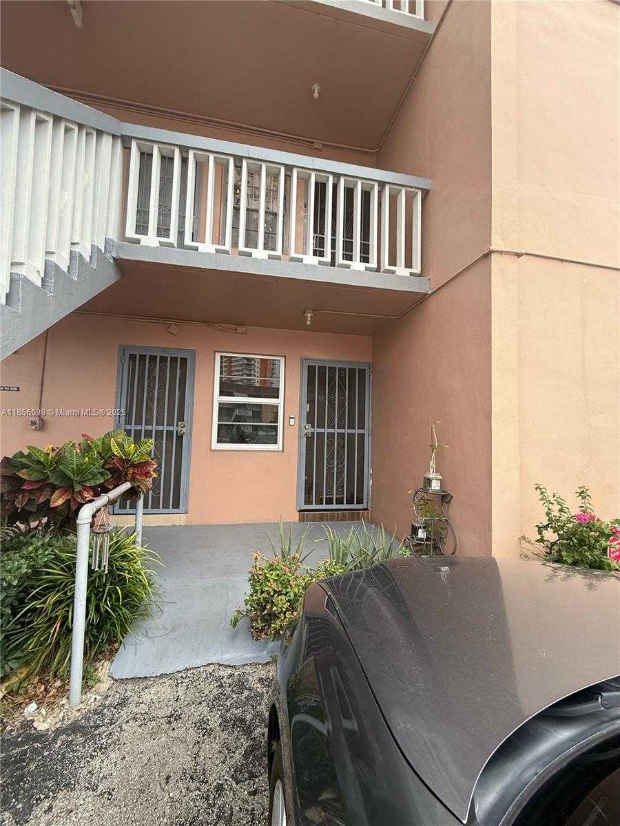 Small Image of 18555 NORTH EAST 14TH AVE #514, Miami Number 13