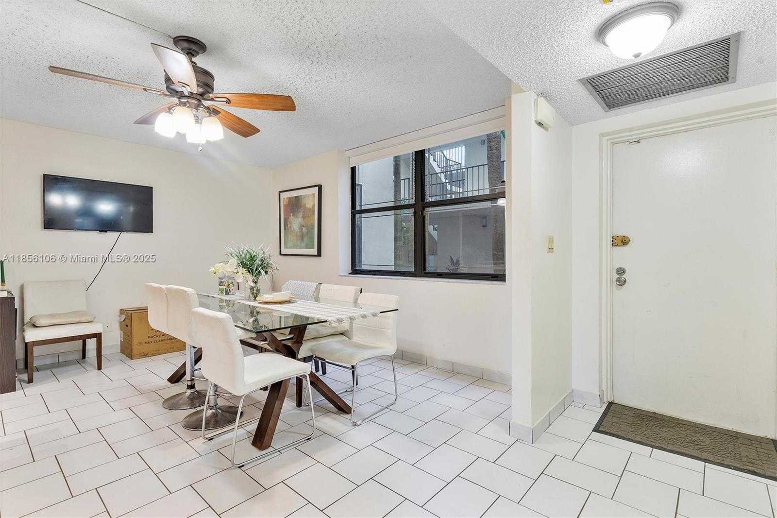 Small Image of 20401 NORTH EAST 30TH AVE #106-8, Aventura Number 12