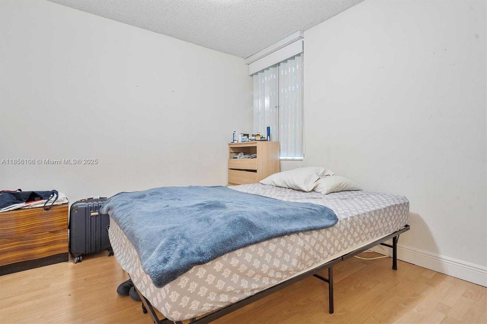 Small Image of 20401 NORTH EAST 30TH AVE #106-8, Aventura Number 21