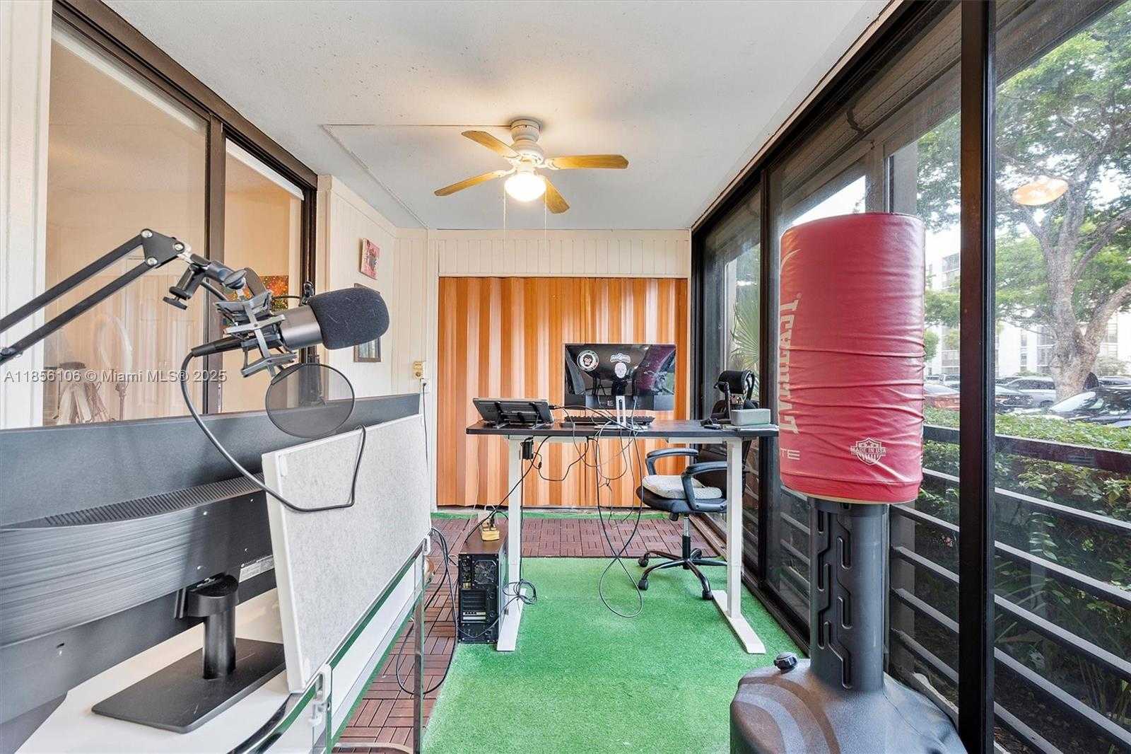 Small Image of 20401 NORTH EAST 30TH AVE #106-8, Aventura Number 26