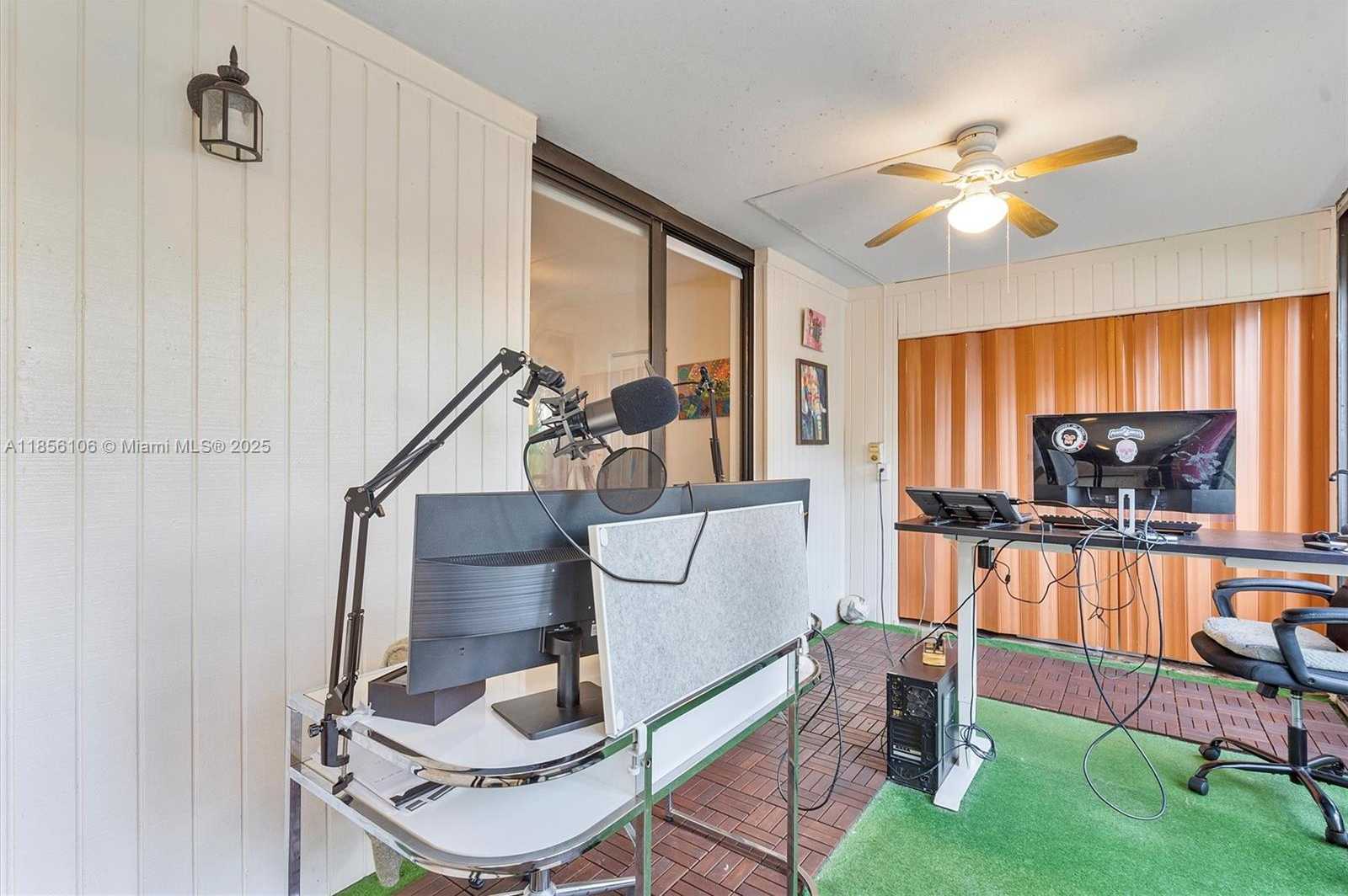 Small Image of 20401 NORTH EAST 30TH AVE #106-8, Aventura Number 27