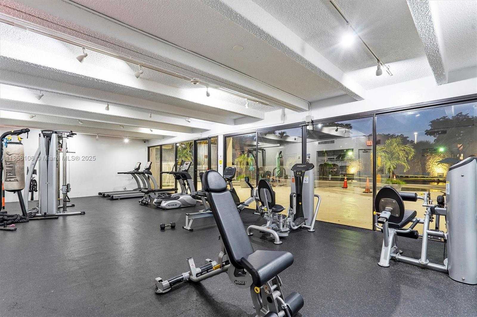 Small Image of 20401 NORTH EAST 30TH AVE #106-8, Aventura Number 32