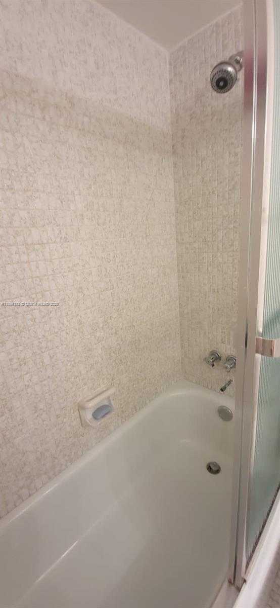 Small Image of 501 THREE ISLANDS BLVD #112, Hallandale Beach Number 17
