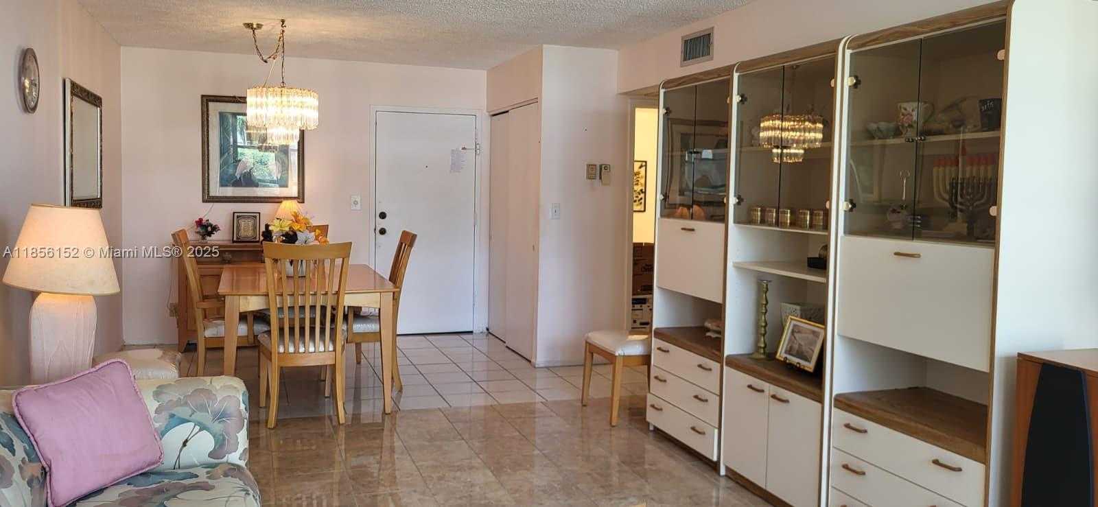 Small Image of 501 THREE ISLANDS BLVD #112, Hallandale Beach Number 4