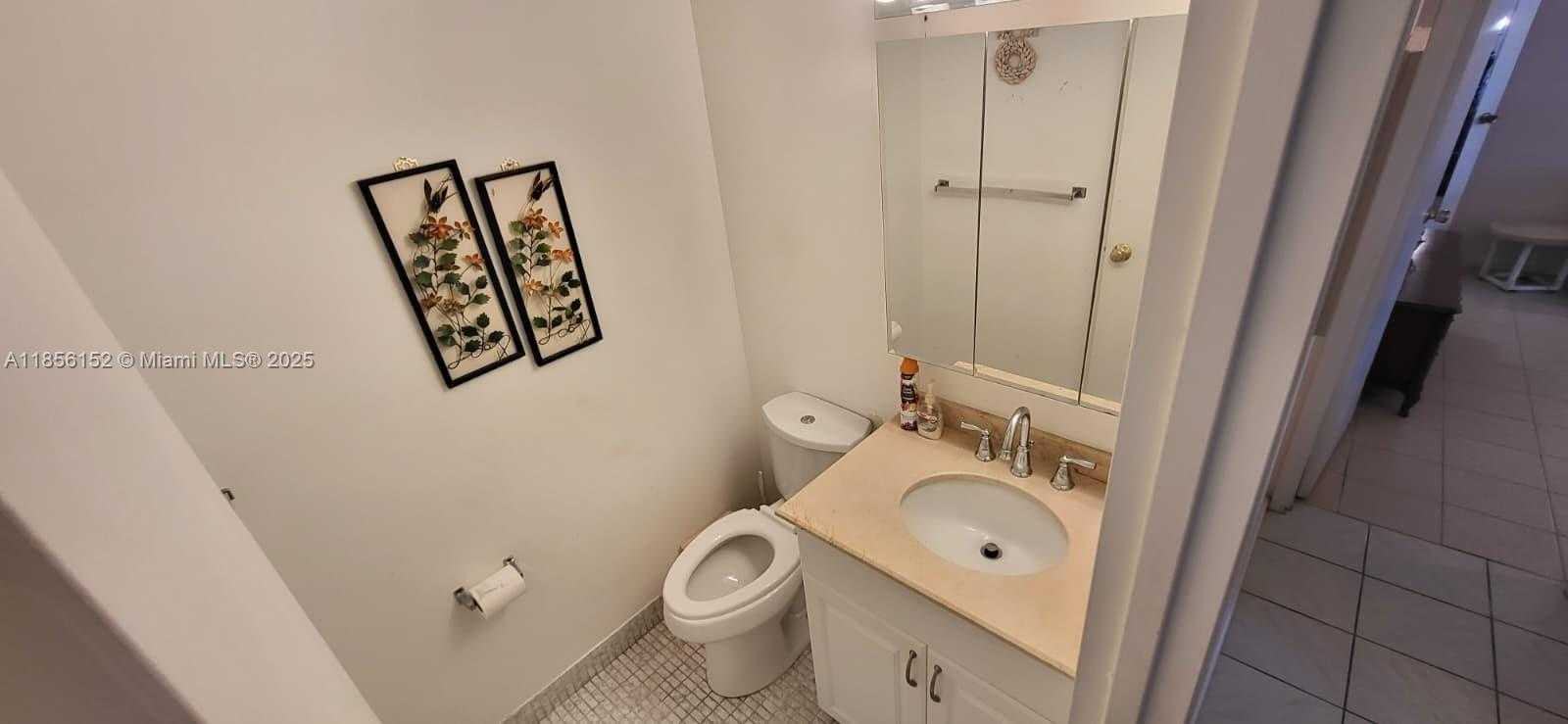Small Image of 501 THREE ISLANDS BLVD #112, Hallandale Beach Number 6
