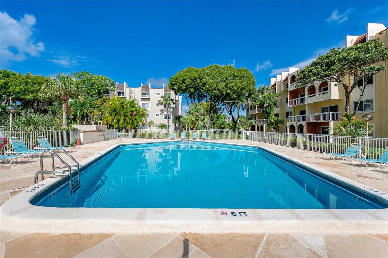 Small Image of 7850 CAMINO REAL #0-117, Miami Number 24