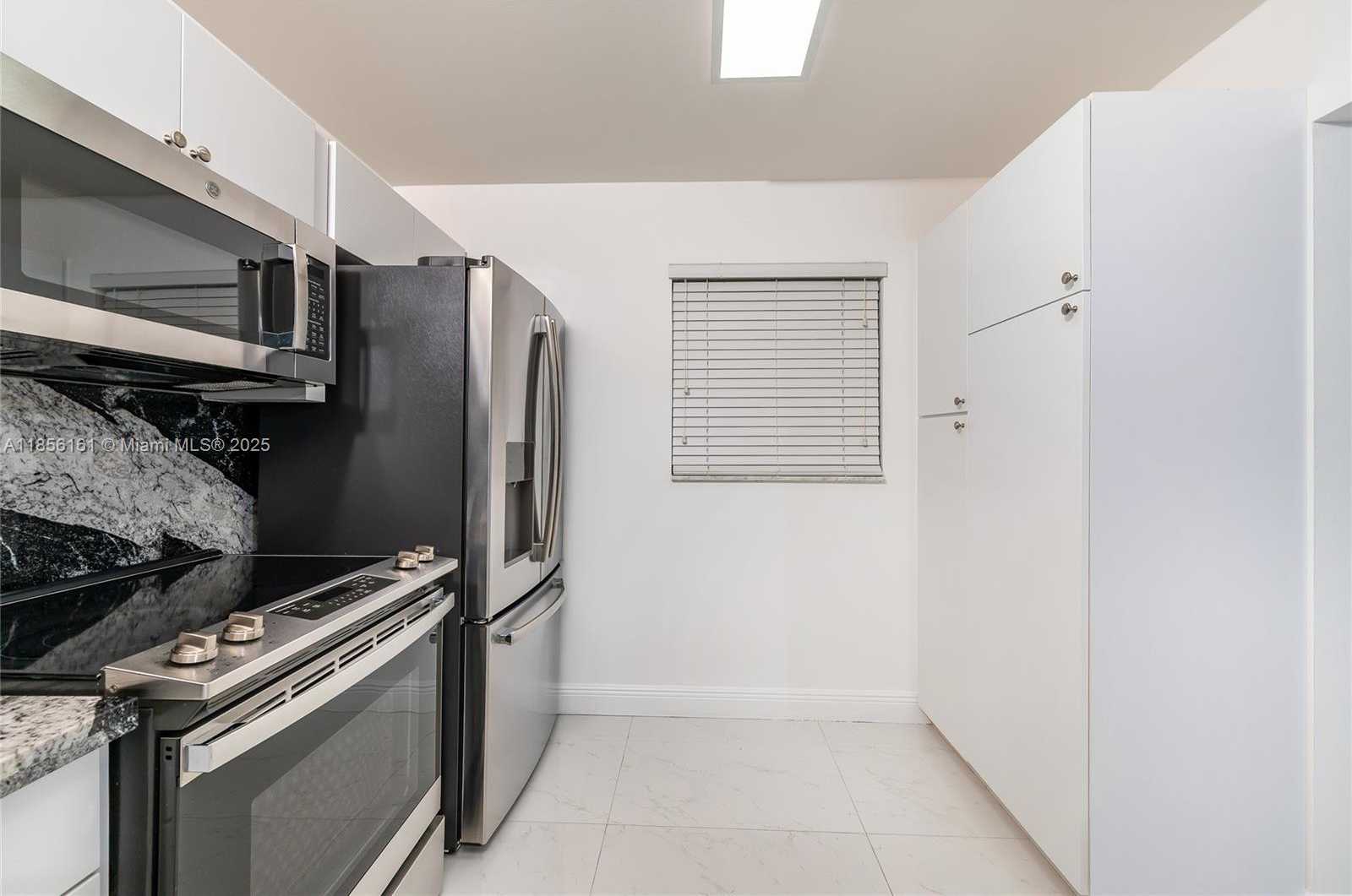 Small Image of 7850 CAMINO REAL #0-117, Miami Number 3