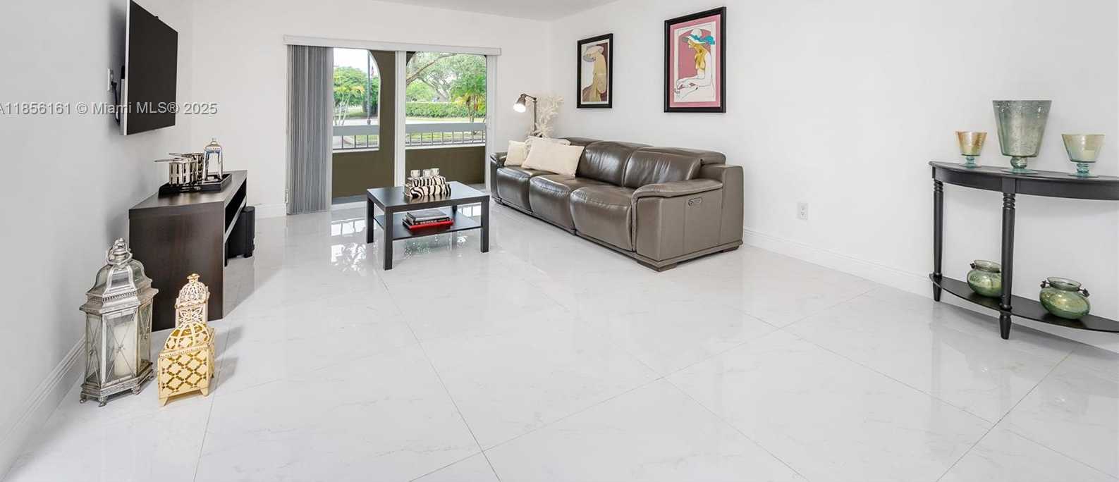 Small Image of 7850 CAMINO REAL #0-117, Miami Number 5