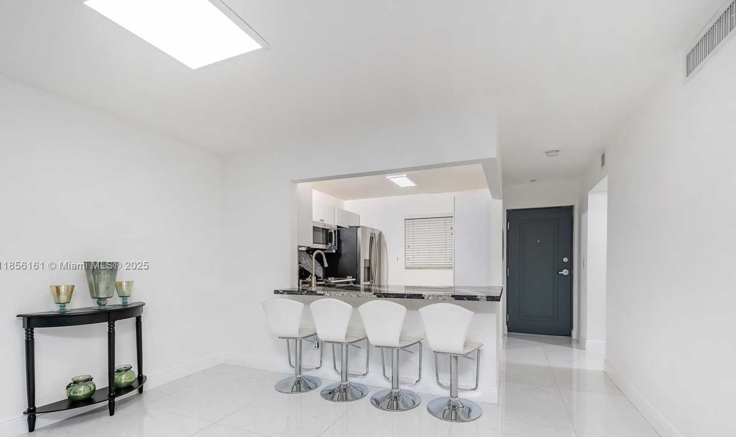 Small Image of 7850 CAMINO REAL #0-117, Miami Number 9