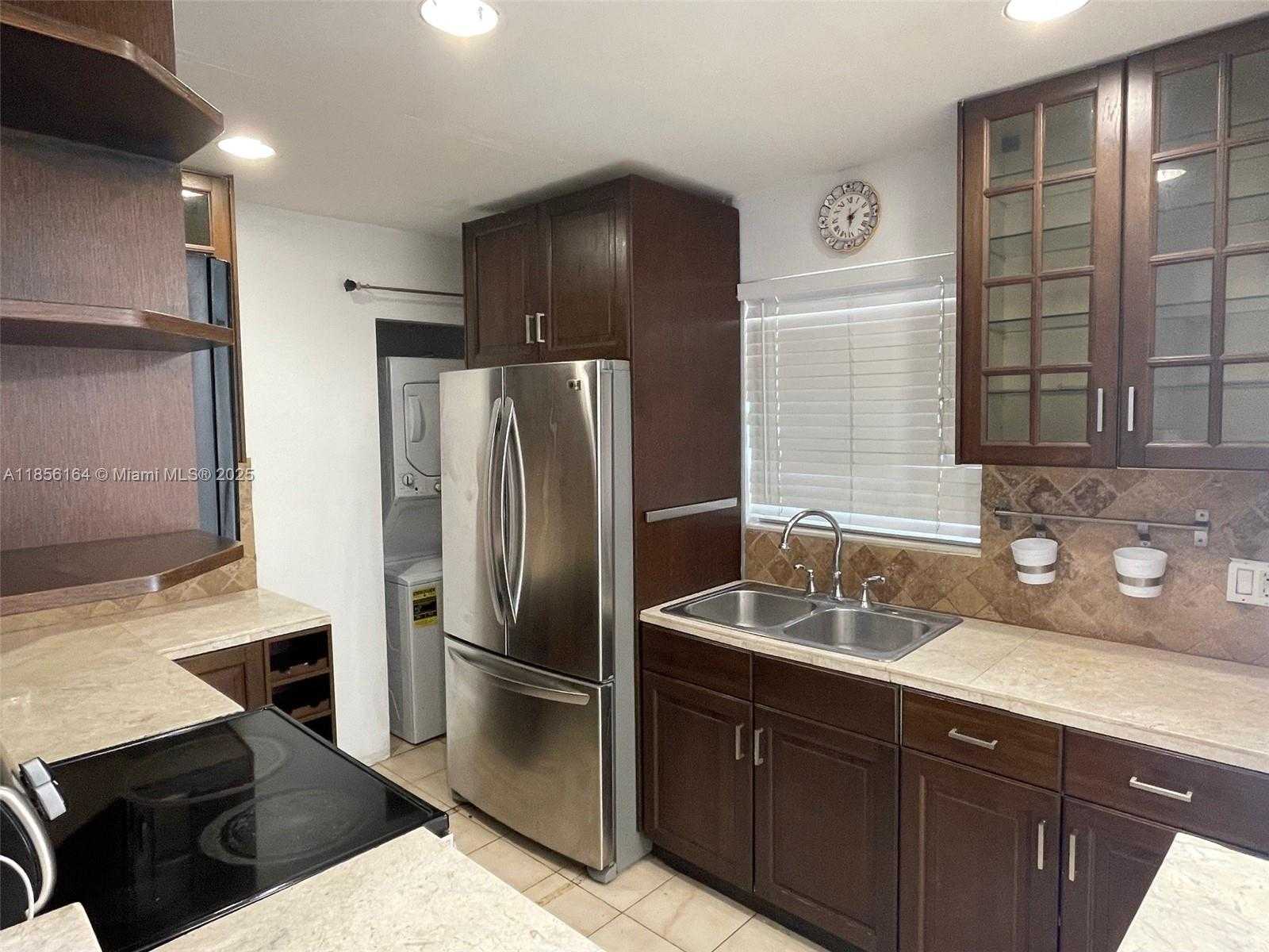 Small Image of 13944 SOUTH WEST 52ND LN, Miami Number 5