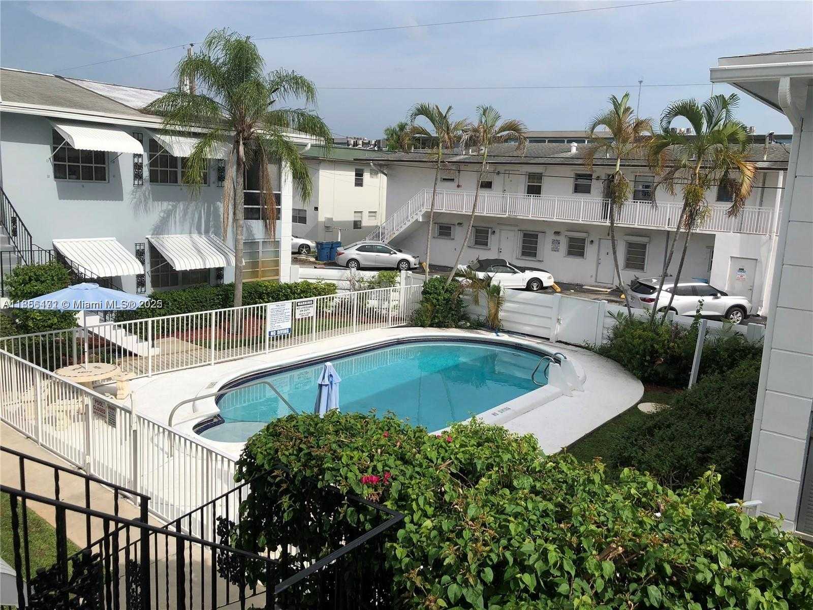 Small Image of 3720 HARRISON ST #4, Hollywood Number 4