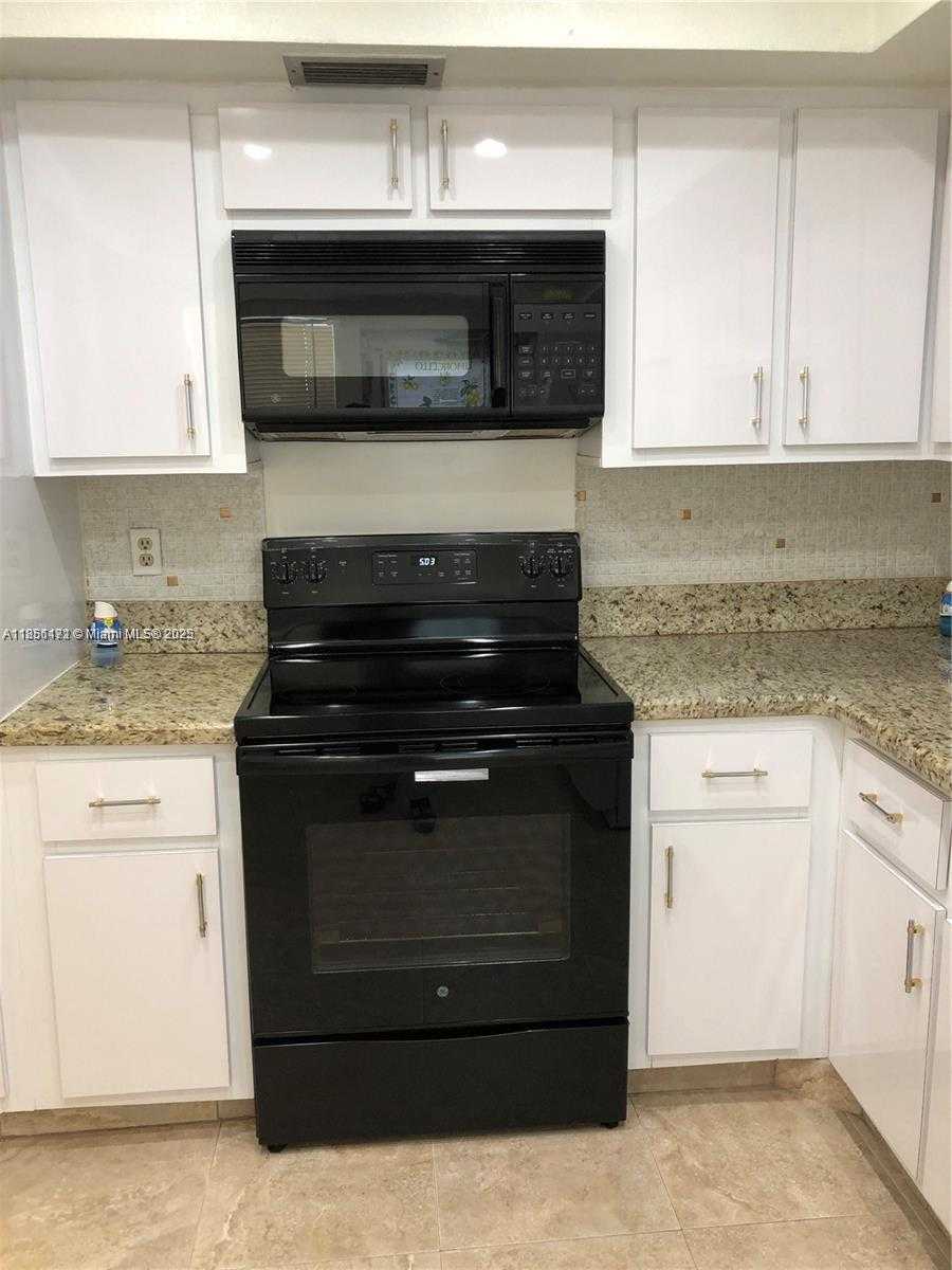 Small Image of 3720 HARRISON ST #4, Hollywood Number 7