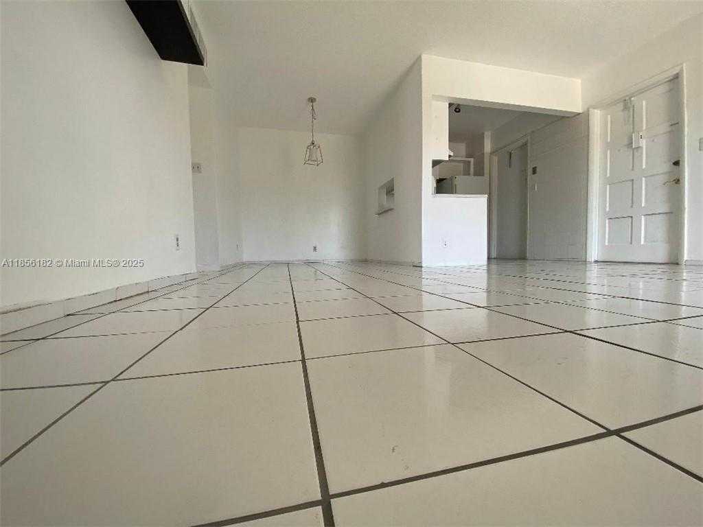 Small Image of 1855 PLUNKETT ST #101, Hollywood Number 6