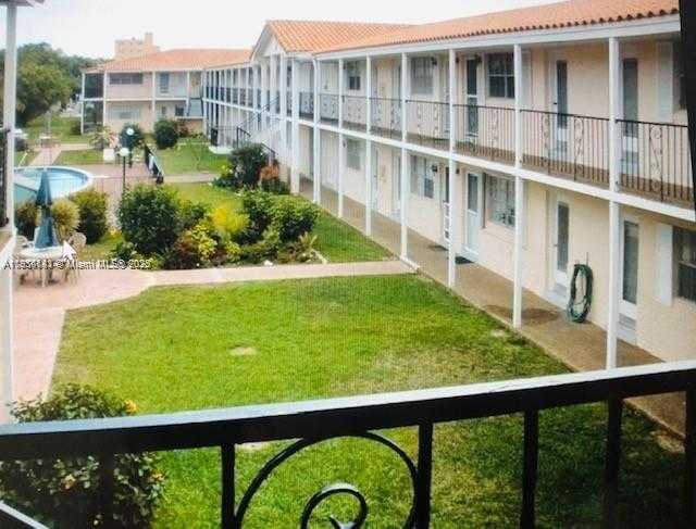 Small Image of 1431 SOUTH 14TH AVE #206, Hollywood Number 2