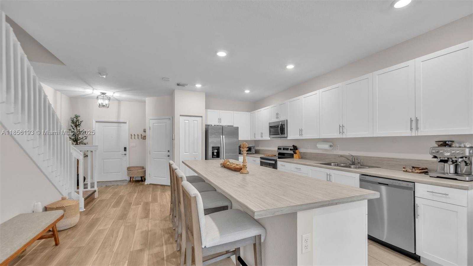 Small Image of 25109 SOUTH WEST 108TH CT, Homestead Number 11