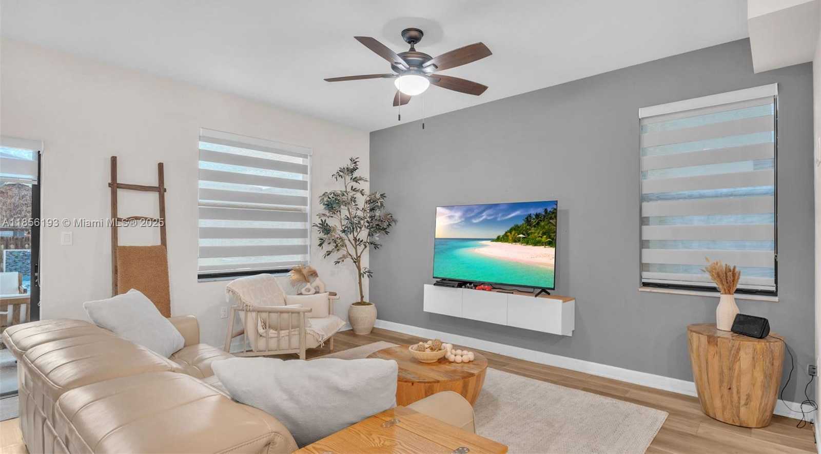 Small Image of 25109 SOUTH WEST 108TH CT, Homestead Number 6