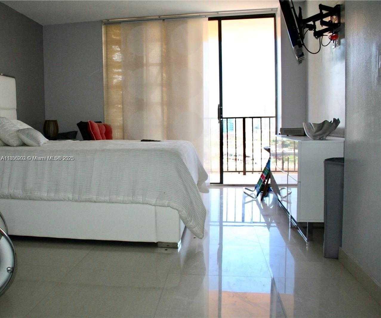 Small Image of 210 174TH ST #1506, Sunny Isles Beach Number 13